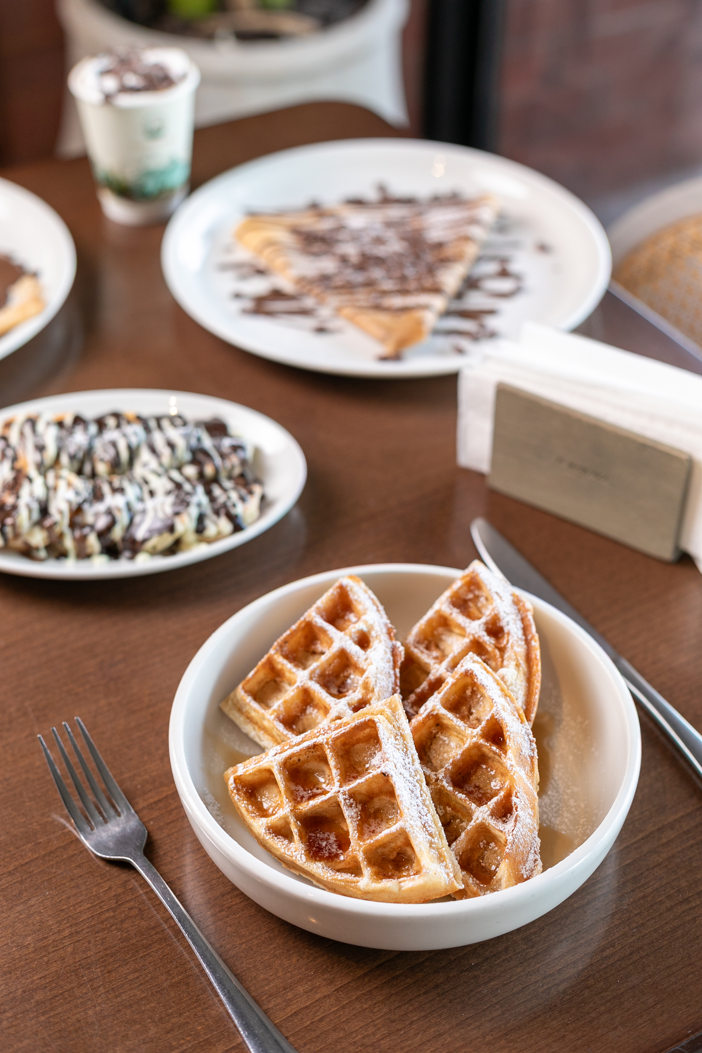 Pancakes and waffles at Crêpes des Alpes